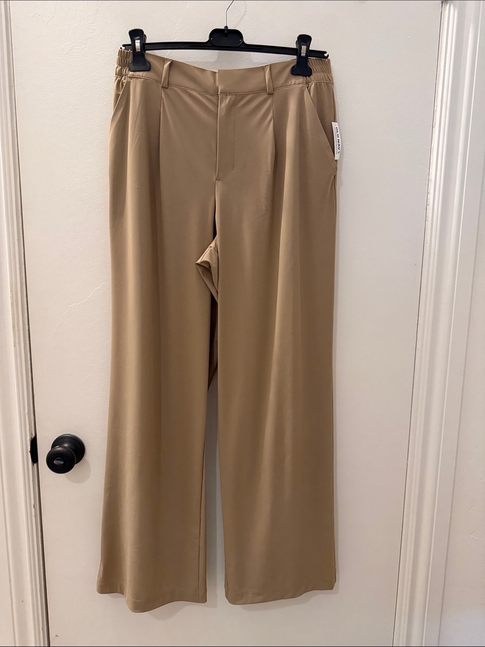 Old Navy High Waisted sleektech Trouser Pants